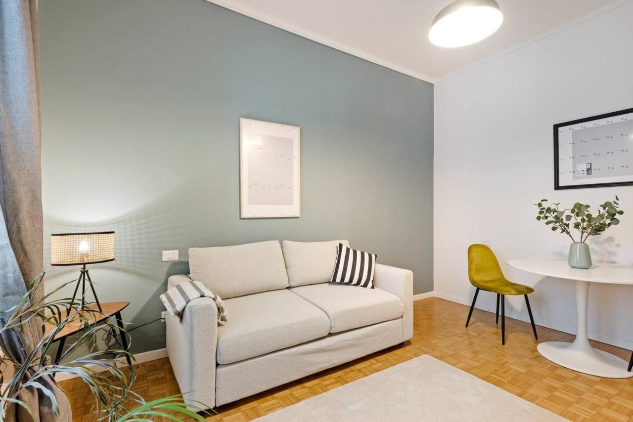 Gorgeous Flat In The Design District Apartment Milan Bagian luar foto